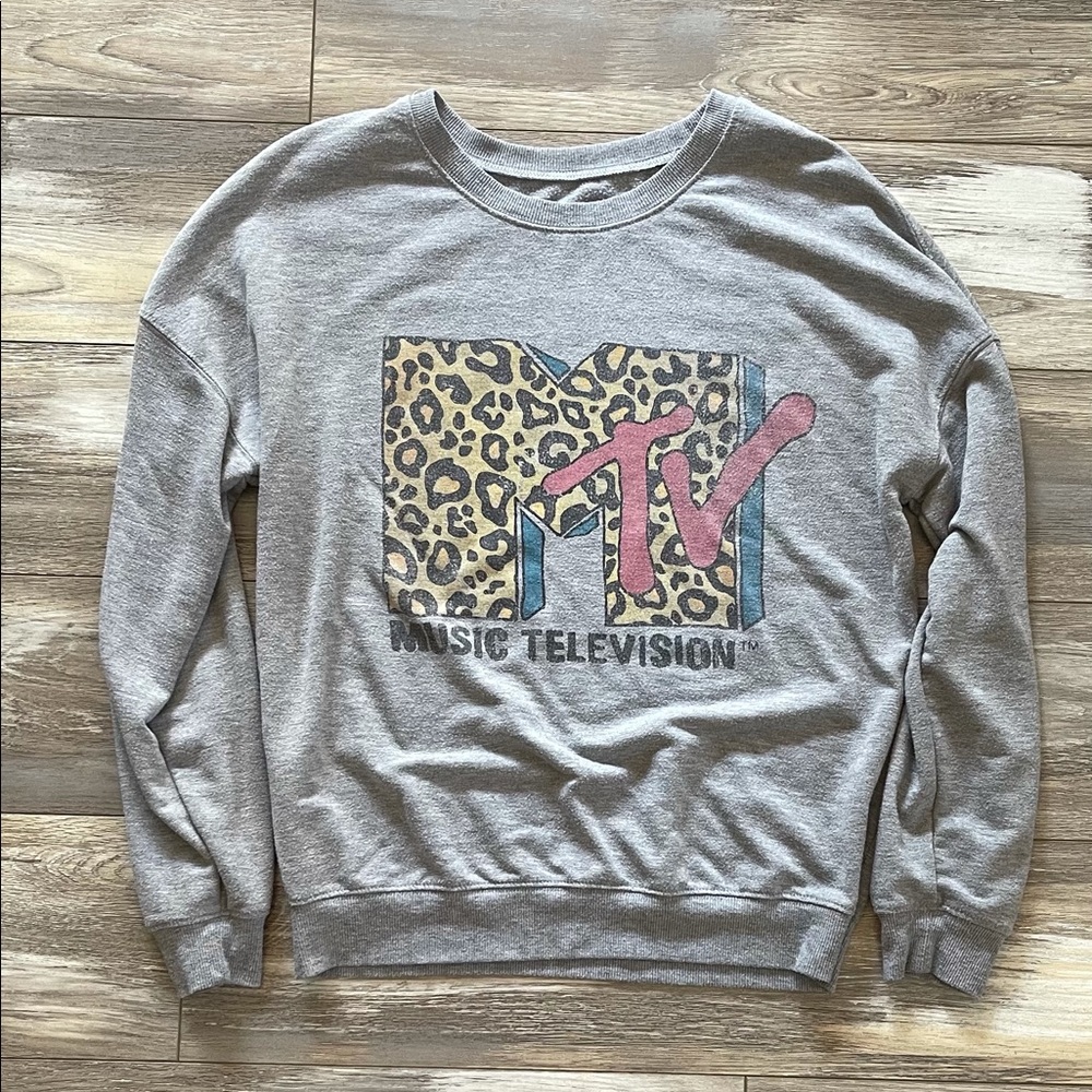 MTV oversized cheetah print vintage